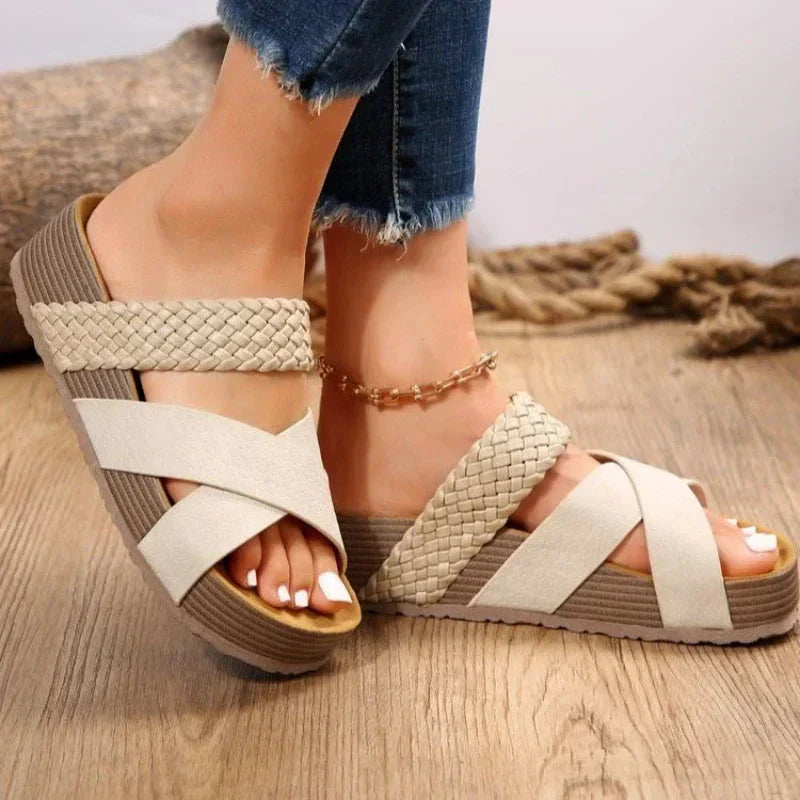 MADELYN™ – Comfy Orthopedic Sandals